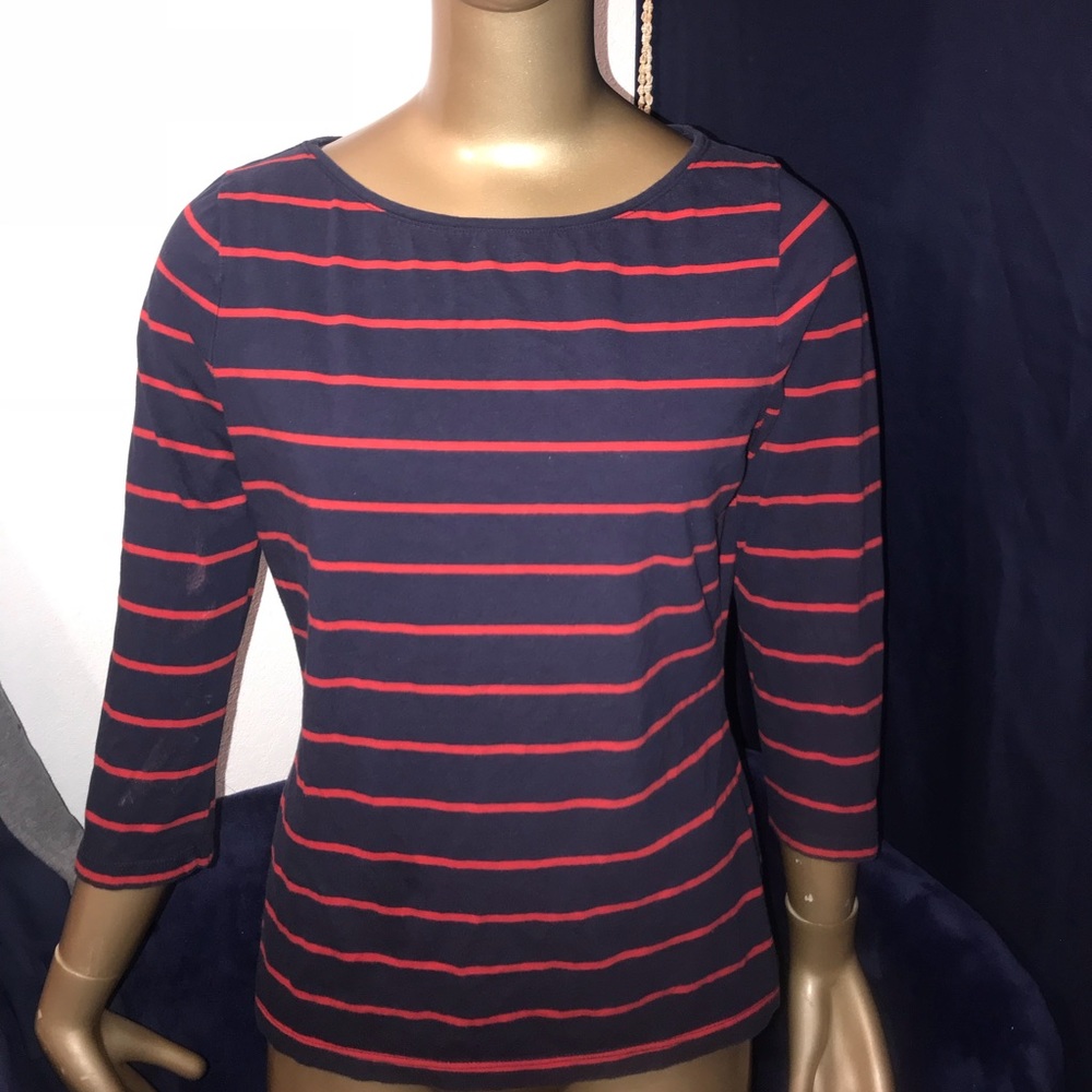 Navy blue and red shirt